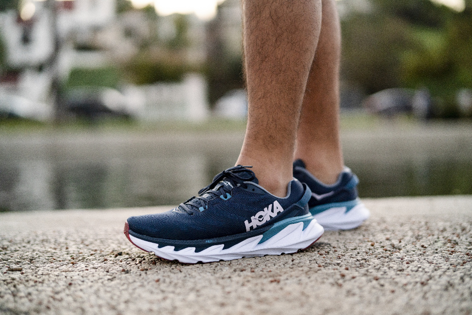 2020-02-27-HOKA-F20-M-Elevon 2-EchoPark-1_1